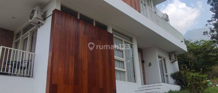 Dijual Villa Pribadi di Batu Malang Full Furnished Siap Omset 1