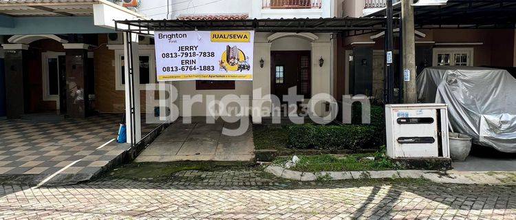 TOWNHOUSE CANTIK KAWASAN ELITE CELENTANG 1