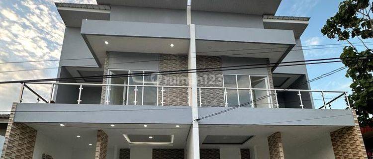 Rumah Siap Huni Semi Furnis Diboulevard Hijau Bekasi 1