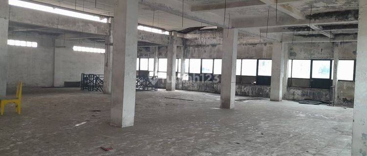 Gudang 3 Lantai Lokasi Pinggir Jalan Kaliabang Bekasi Utara  1