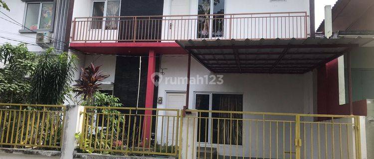 Rumah 2 Lt Minimalis Siap Huni Startegis di Perum Graha Raya  1