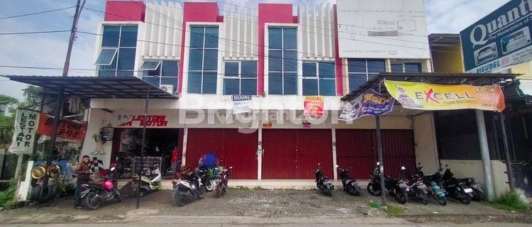 Ruko Dua Lantai Siap Pakai Di Lokasi Komersial Di Barito Semarang 1