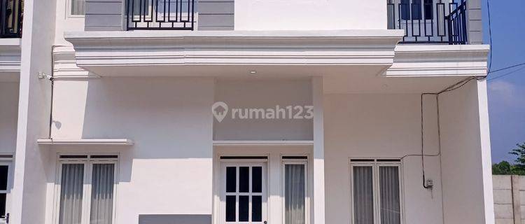 Rumah 2 Lantai 600jt an Posisi Hook, Lokasi Strategis di Malang 1