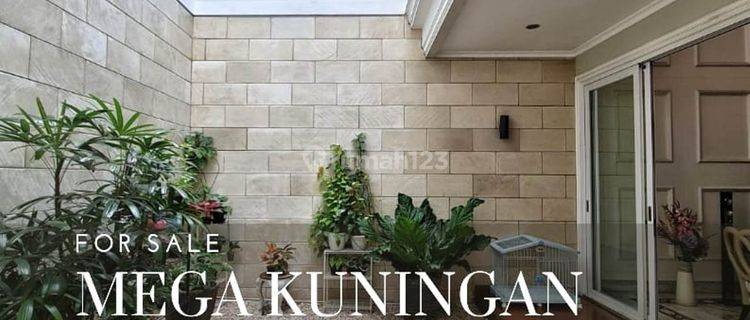 Beautiful House Mega Kuningan Gated Area  1