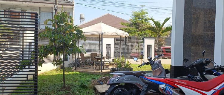 House in Mekar Wangi, 2 stories, Good SHM (Certificate of Ownership). 1