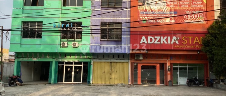 3-Story Shop House for Rent on Jl. Soekarno Hatta Pekanbaru 1
