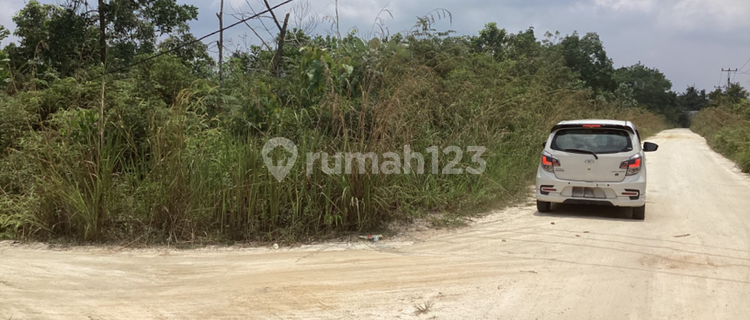 Tanah Kosong Dijual di Jl. Garuda Sakti Km10 1