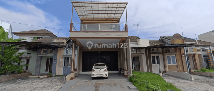 Rumah 2 Lantai Siap Huni di Jl.kuantan Regency Pekanbaru 1