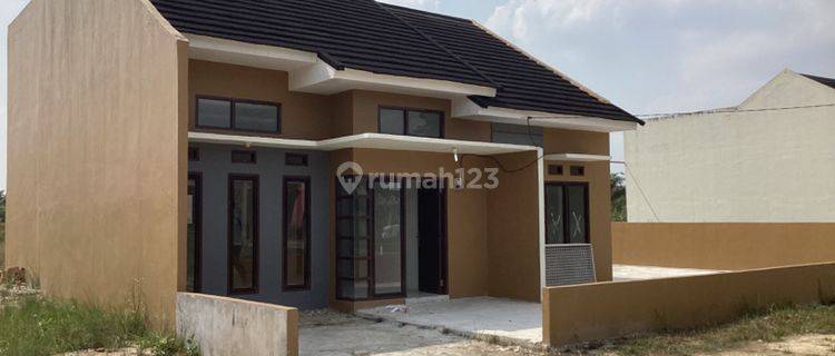 Rumah Siap Huni Dijual di Jl. Fajar Ujung 1