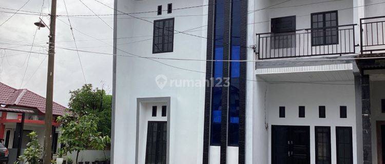 Rumah 2 Lantai Full Granit Siap Huni Dijual di Jl Parit Indah Pekanbaru 1