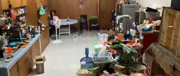 Ruko 3 Lantai Full Keramik Dijual di Jl Soebrantas Panam Center 1