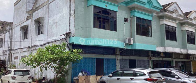 Ruko 2,5 Lantai Full Keramik Pusat Kota Dijual di Jl Nangka Pekanbaru 1