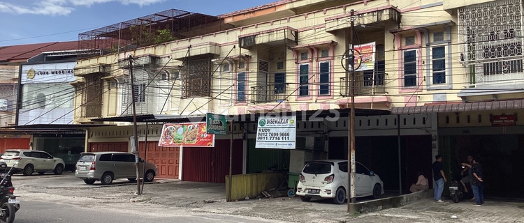 2-Story Shop House for Rent on Jl. Kulim Tampan Pekanbaru 1