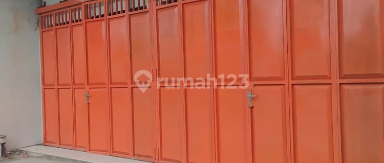 Strategic Shop House Location Gondangrejo, Karanganyar Area 24M2 1