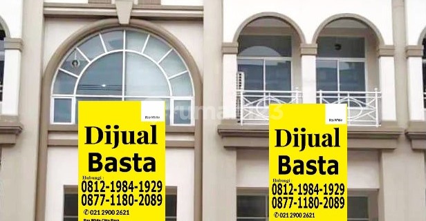 Adjacent Shophouses in Grand Galaxy Bekasi That Are Bustling with Visitors 1