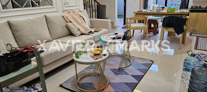 Disewakan Rumah 3 Lantai Attic di Bsb City 1