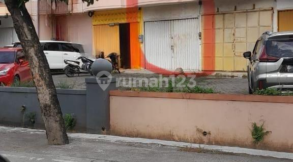 2-Story Shop House Location on the Main Road, Gayamsari, Semarang 1