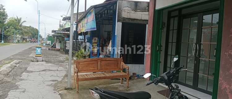 For Rent Shop House with dimensions 9x18 on Raya Grobogan 1