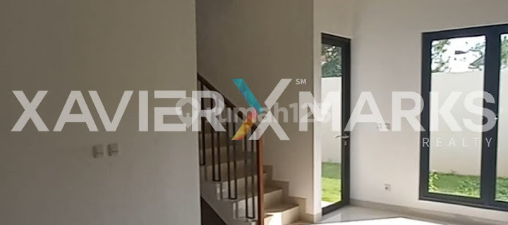 Disewakan Rumah Baru 3 Lantai Attic di Bsb City 1