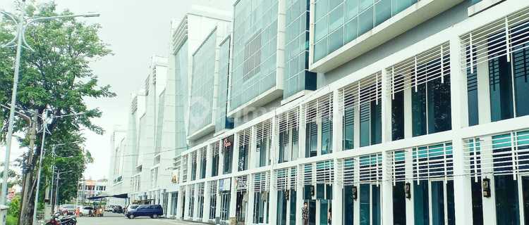 Cheapest Sale New 5-Story Soho Golden Klampis Shop House 1