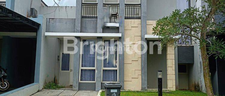 Rumah  dua lantai Grand City 1