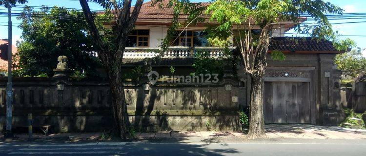 Strategic 2-storey house on Kuta main road, Bali 1