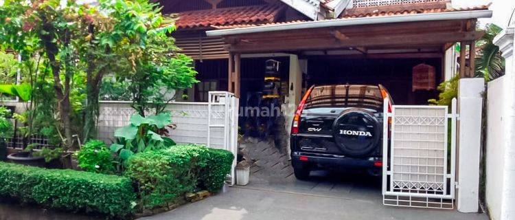 Dijual cepat rumah di kebayoran lama, Jakarta selatan 1