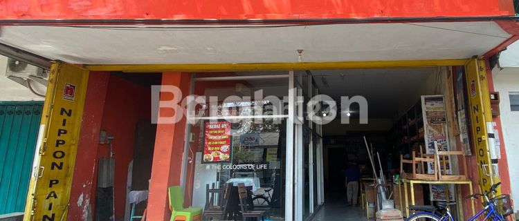 FOR RENT 1-STORY SHOPHOUSE, LOCATED IN THE CENTER OF TULUNGAGUNG CITY. STRATEGIC ONE-WAY STREET.