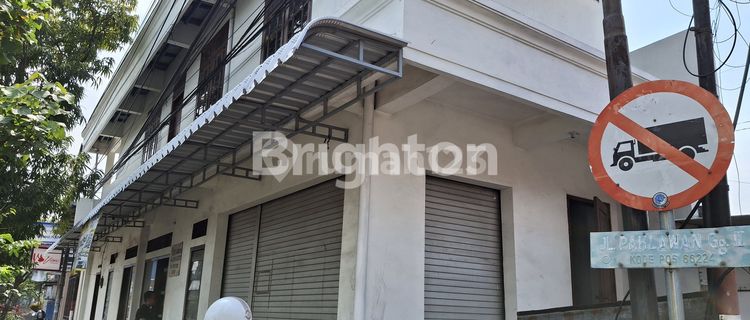 FOR RENT: SHOPHOUSE ON KEDIRI-TULUNGAGUNG MAIN ROAD, SUITABLE FOR BUSINESS. 1