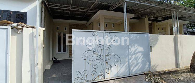DIJUAL RUMAH CANTIK SIAP HUNI.TULUNGAGUNG KOTA.BEBAS BANJIR. 1