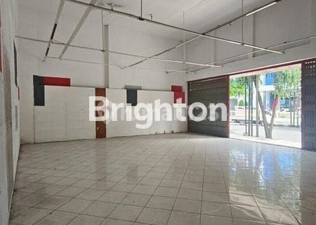 FOR RENT, 1-STORY SHOPHOUSE, VERY STRATEGIC LOCATION IN TULUNGAGUNG CITY. 1
