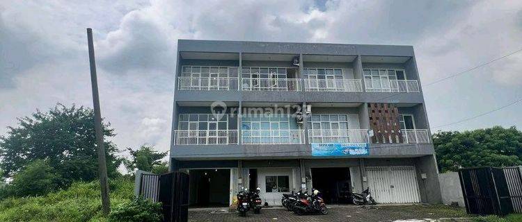 Jual Ruko Raya Dian Istana 3 Lantai Siap Huni Sudah Shm 1