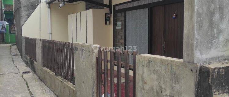 Rumah pusat kota dekat Sukasari, sekolah Mardi Yuana ,SHM 1