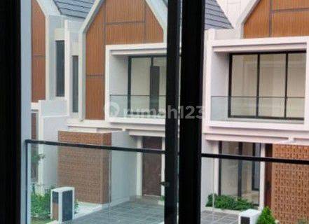 Disewakan rumah cantik baru eksklusif sejuk di Summarecon Bogor 1