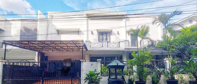 Rumah Secondary Terawat, Lingkungan Nyaman Dan Asri, Harga 4,8 M Nego! 1
