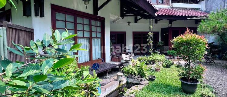 Rumah Cantik Dan Asri di Komplek Bintaro Sektor 1 Jakarta Selatan 1