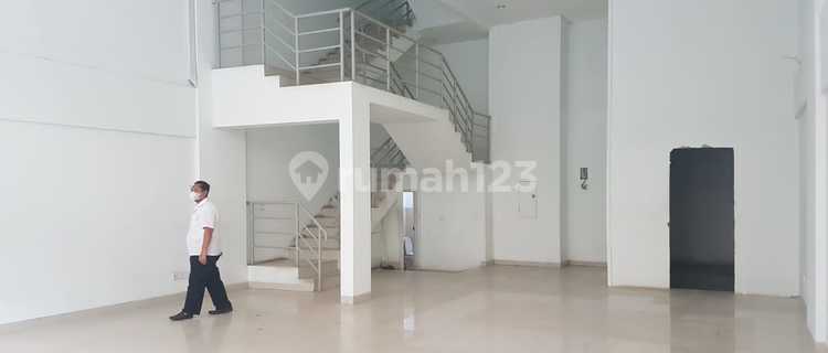 Ruko Bagus 4,5 Lantai di Boulevard Kelapa Gading, Lbr 8m, Pjg 17m 1
