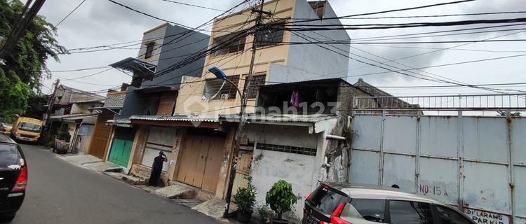 FOR SALE HOUSE IN TAMBORA TERNATE STREET WEST JAKARTA 1