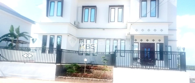 FOR SALE: 8-ROOM GUEST HOUSE – READY FOR BUSINESS, MOVE-IN READY! - Location: Widadari Complex, Tanjungpinang 1