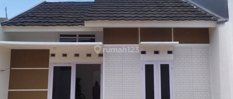 Dijual Rumah Murah Lokasi Di Depok, Dekat Stasiun Bebas Banjir 1