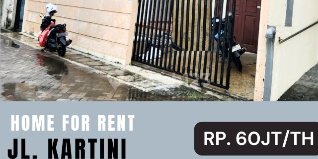 FOR RENT READY-TO-OCCUPY HOUSE ON KARTINI STREET, EAST SEMARANG 1