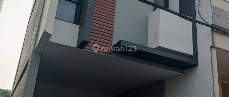 Rumah Bagus Sembilan Menitan ke Pasar Jaya Tugu  1