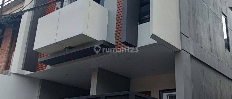 Rumah Baru Lima menit ke gerbang tol kebon Bawang  1