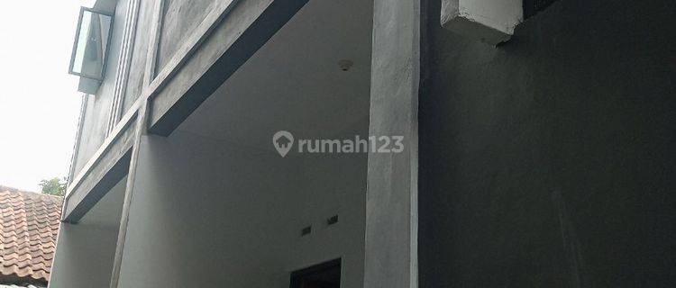 Rumah bebas banjir dekat dengan terminal kampung rambutan  1