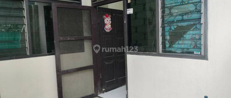 Rumah Kontrakan 2 Lantai Bagus Shm 1