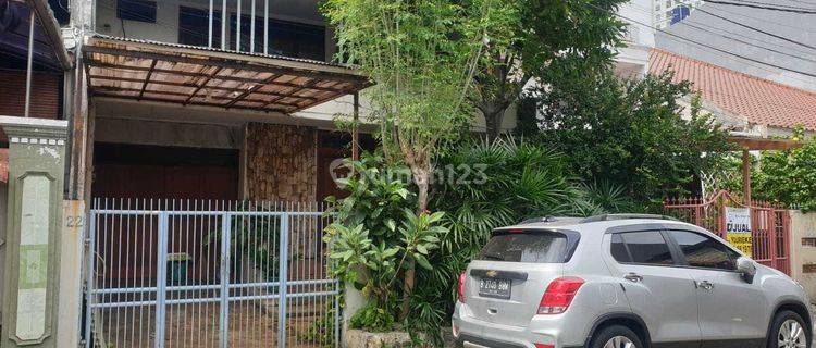 Dijual Cepat Rumah Di Tanjung Duren, Jakarta Barat 1