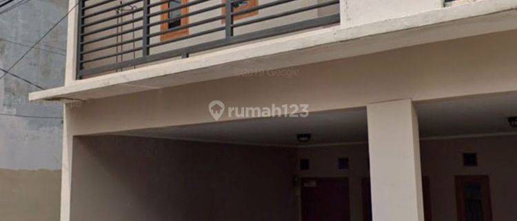 Dijual Murah Rumah 2 Lantai Di Jl Kayu Putih 1