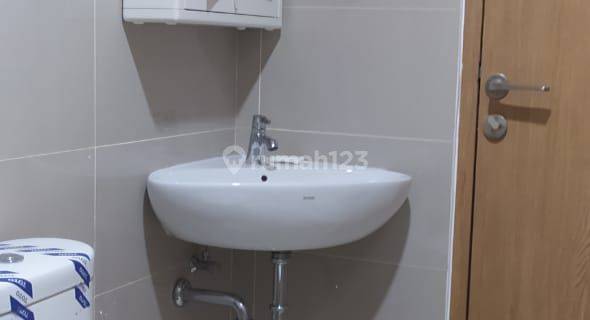 Dijual Apartemen B Residence Semi Furnished 1