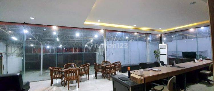 Dijual Kantor Showroom Plus Gudang Dan Tanah, Cengkareng, Jakbar 1