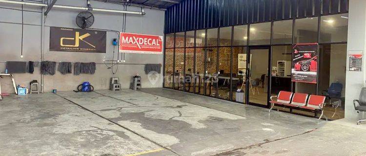 Disewakan Gudang Workshop 1040 M2 di Kemanggisan, Jakarta Barat 1